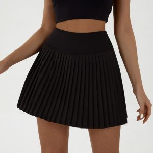 High waist black pleated skirt | built-in shorts to prevent exposure - suitable for yoga, badminton and golf Size S
